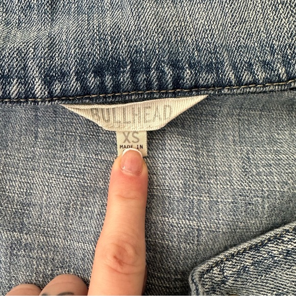 Jean jacket - Picture 3 of 4